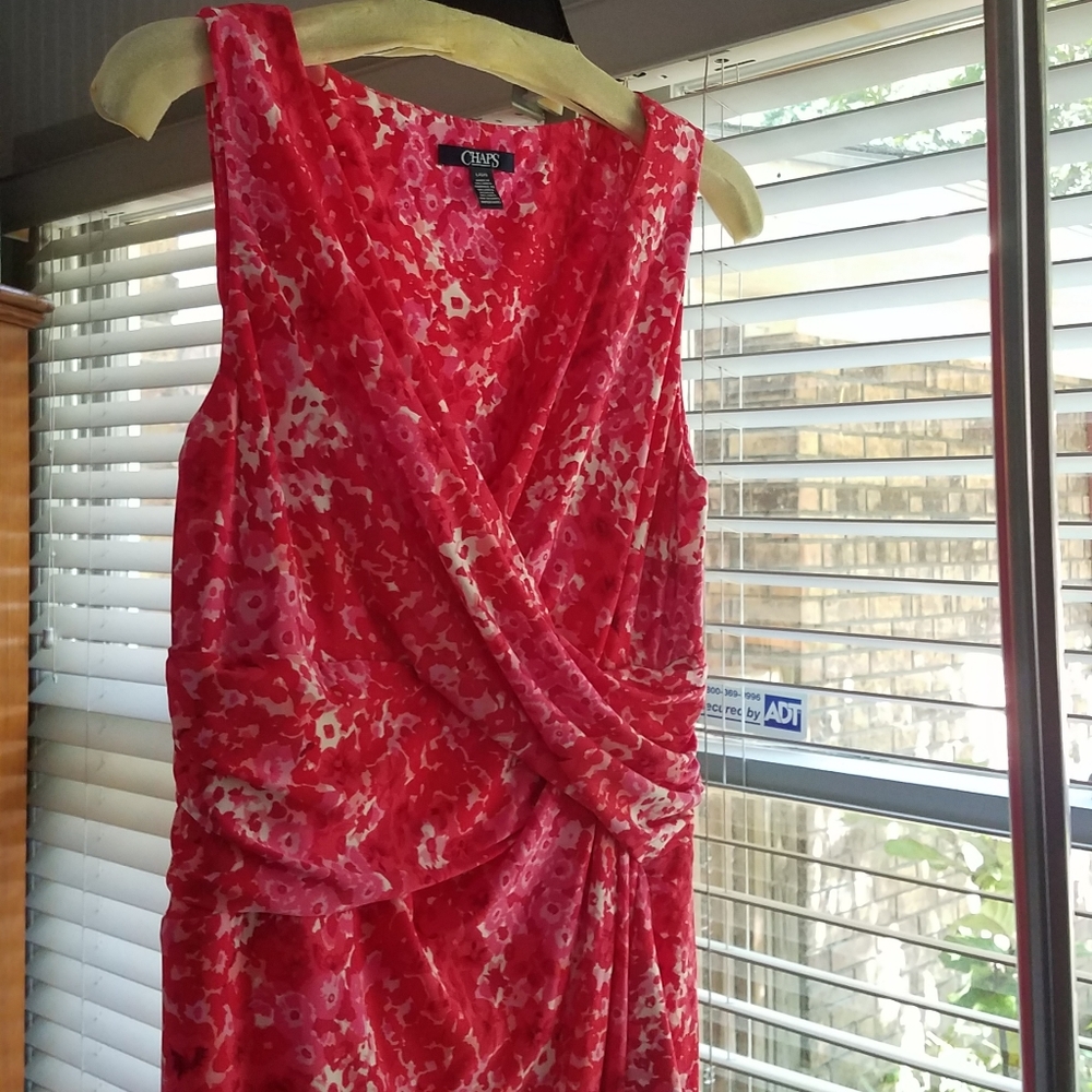 Floral pink ruched Chaps dress.